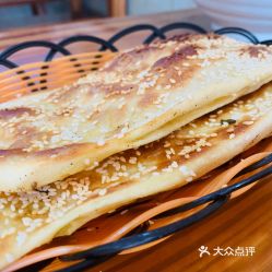 淮南牛肉汤的绝佳拍档 香酥饼究竟有多好吃？用户评价与实拍全解析